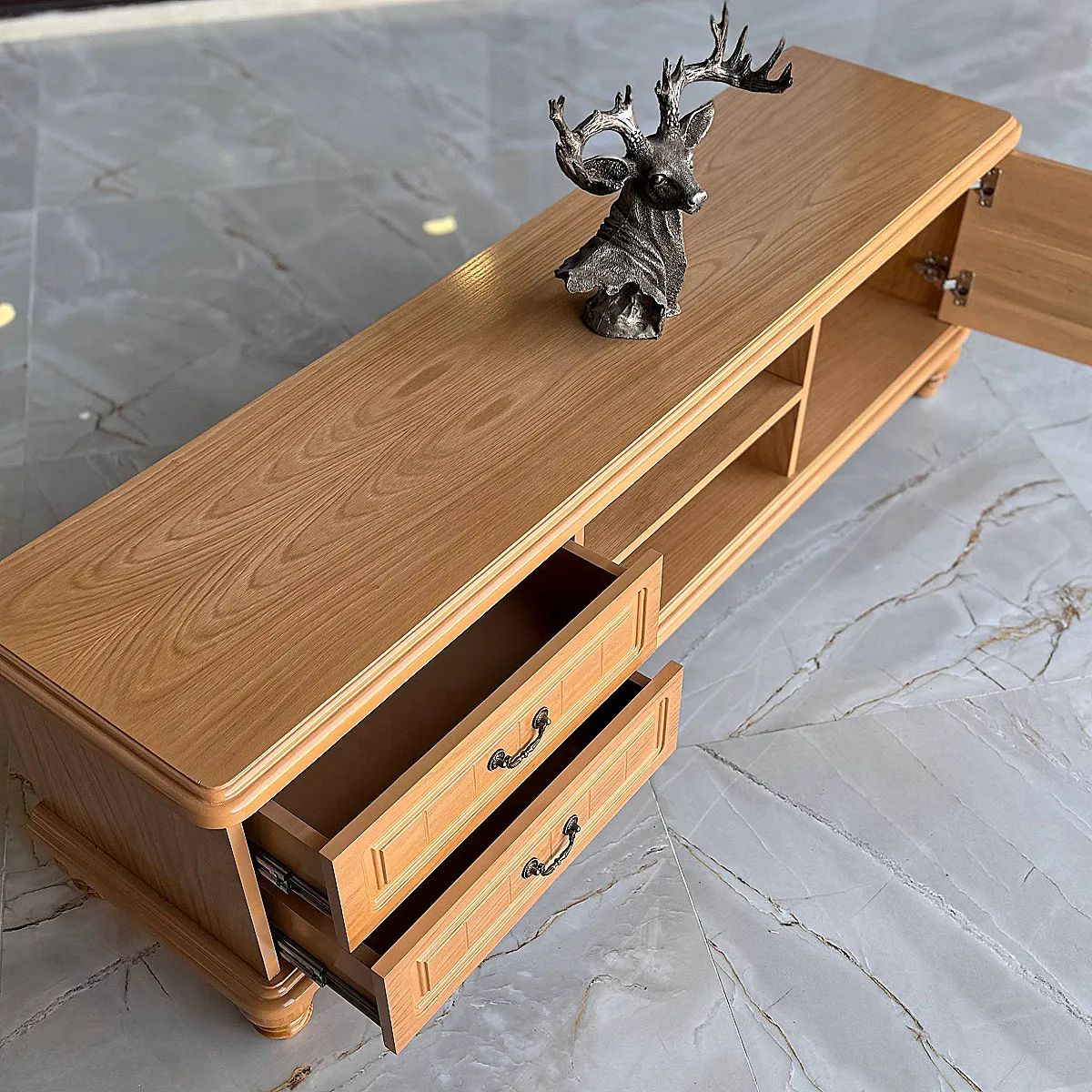 mizbama-wooden-tv-stand میزتلویزیون خودرنگ پایه کارشده